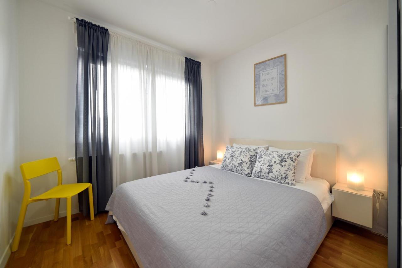 First Class Apartment, Free Parking ザグレブ エクステリア 写真